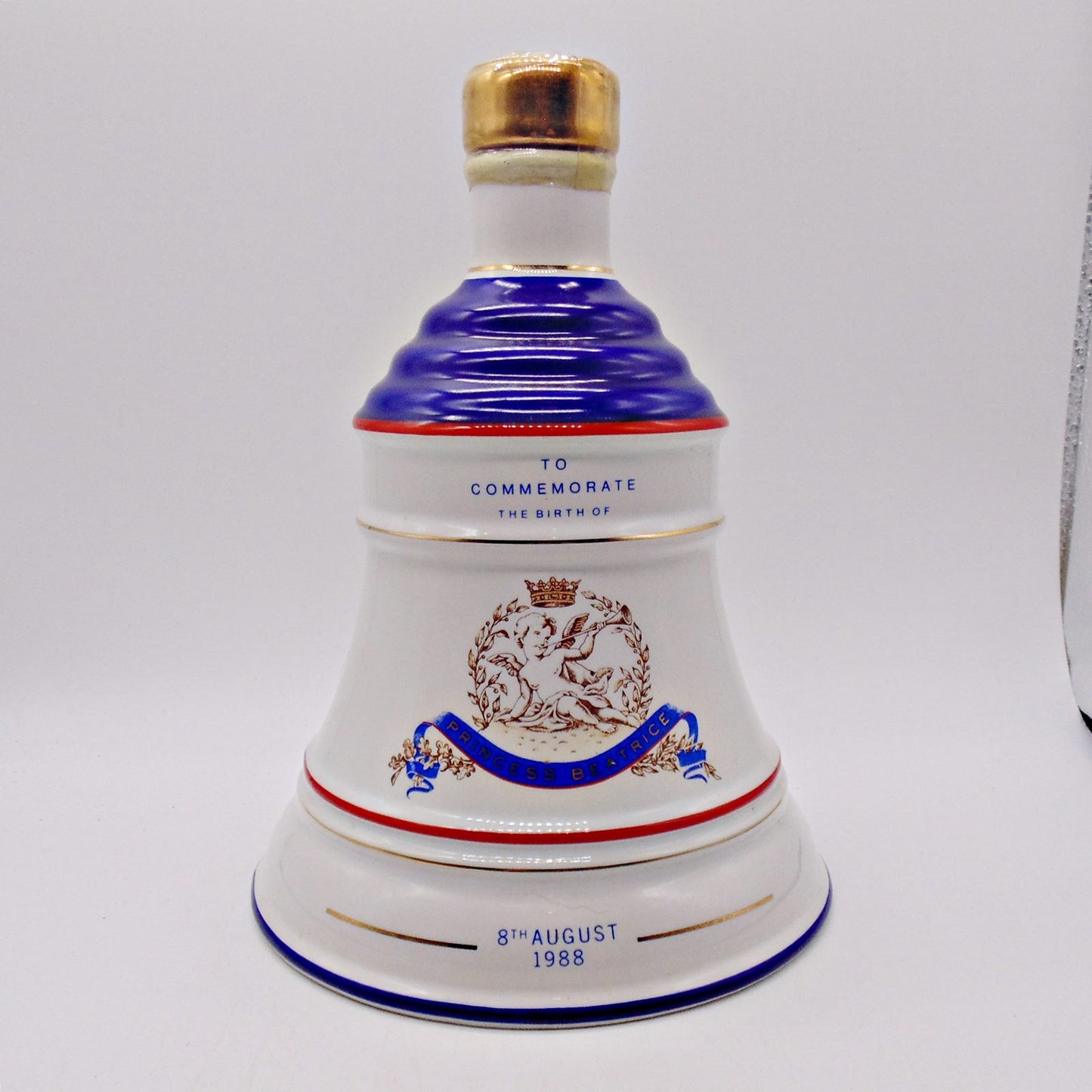 Bell's Royal Decanter to Commemorate the birth of Princess Beatrice 1988