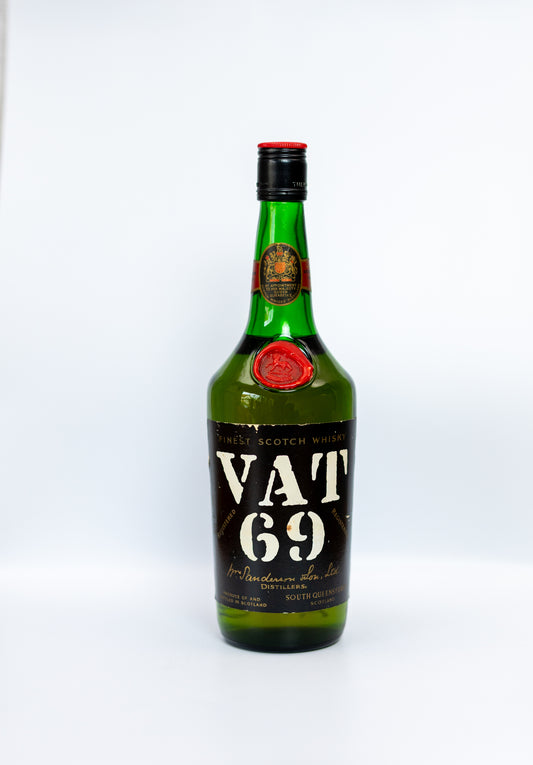 VAT 69 Blended Scotch Whisky 1960s Bottling 26 FL.OZ