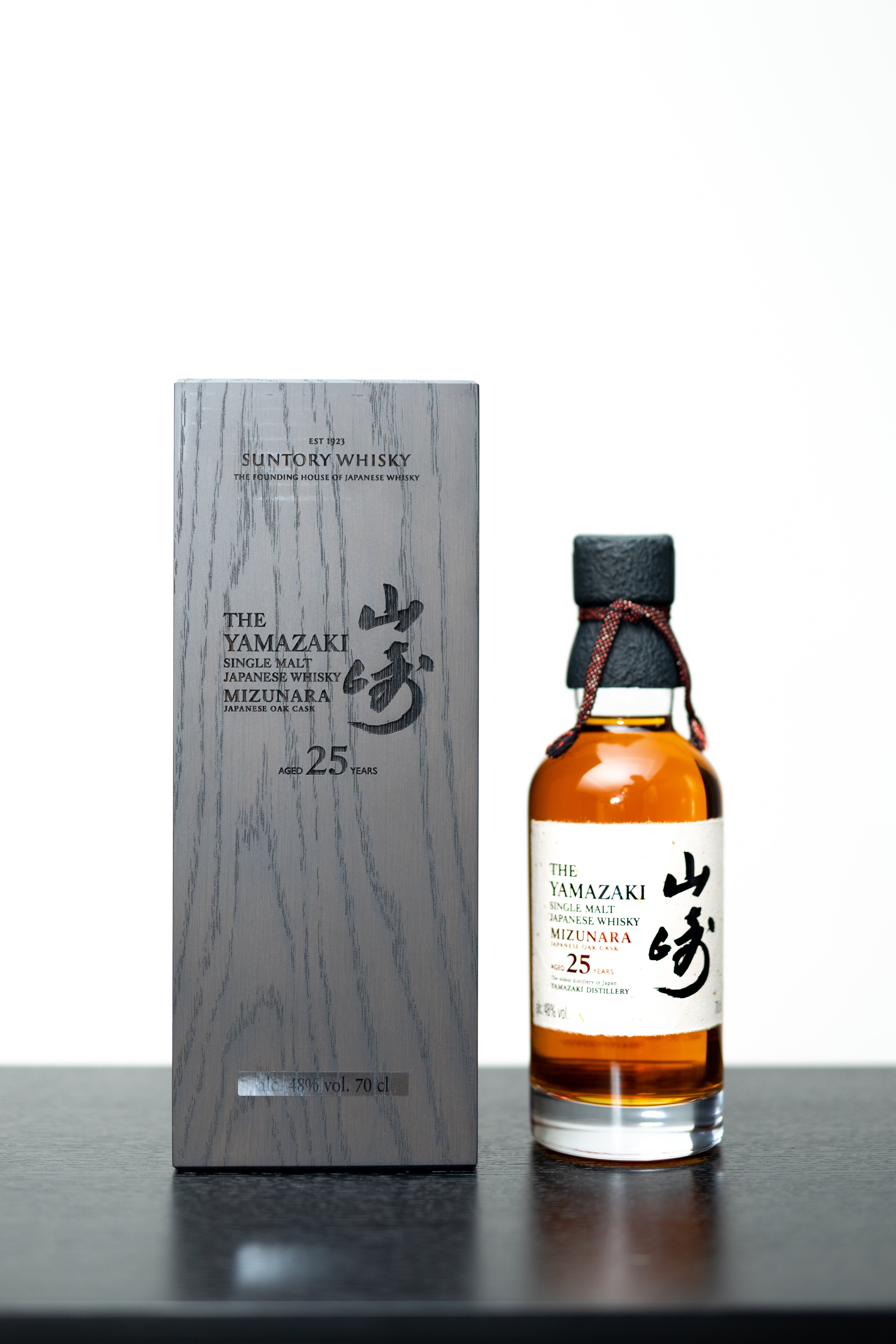 Yamazaki 25 Year Old Mizunara – Japanese Single Malt, 48% ABV, 70cl