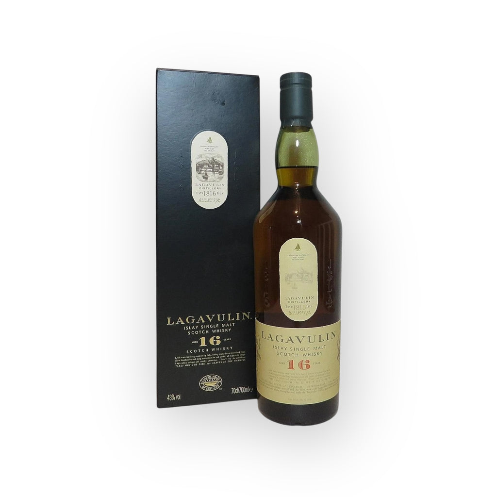 Lagavulin 16 Year Old – Islay Single Malt Scotch Whisky, 43% ABV, 70cl