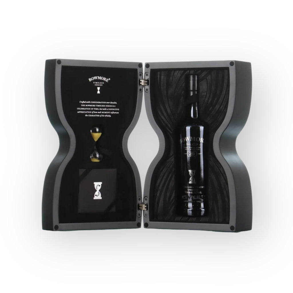 Bowmore 33 Years Old
Timeless Series