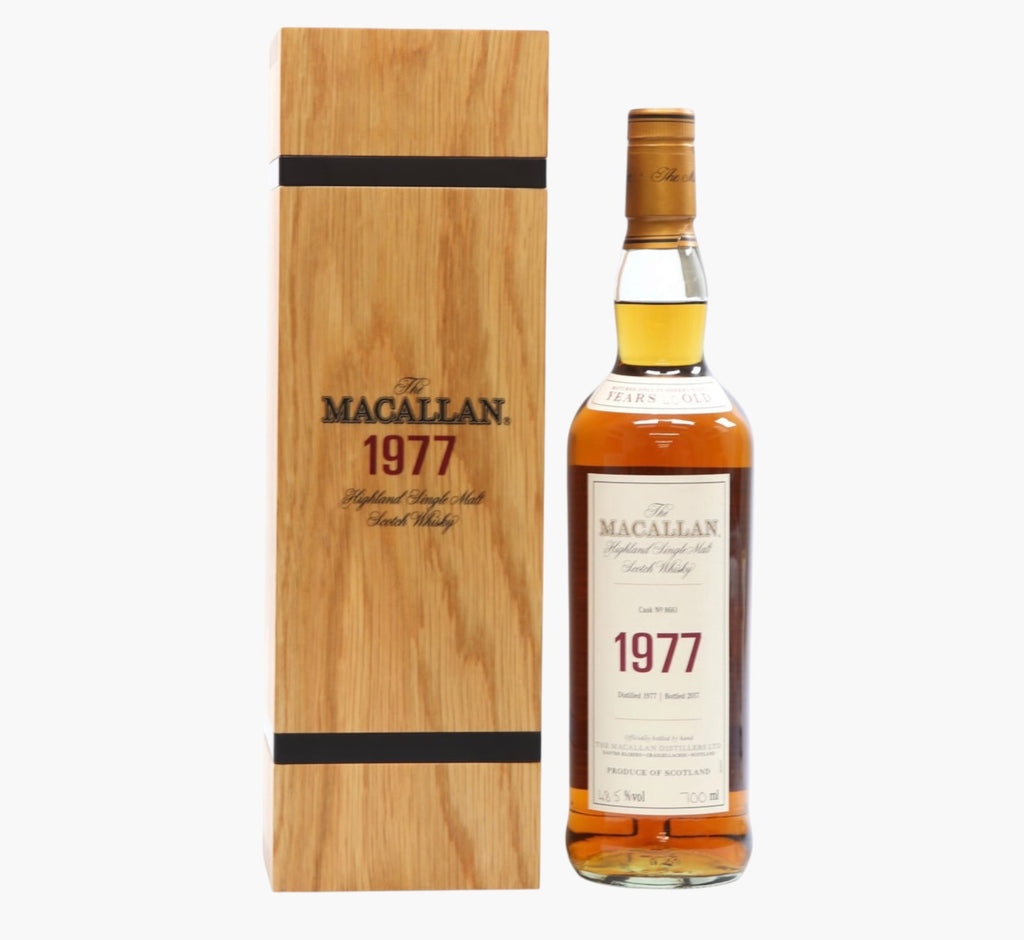 Macallan 40 Year Old 1977 (Fine & Rare) – Sherry Hogshead #8661 (Bottled 2017)