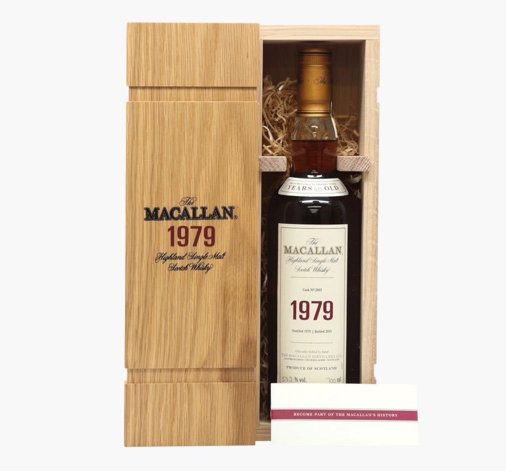 Macallan 40 Year Old 1979 (Fine & Rare) – Sherry Puncheon #2803 (Bottled 2019)