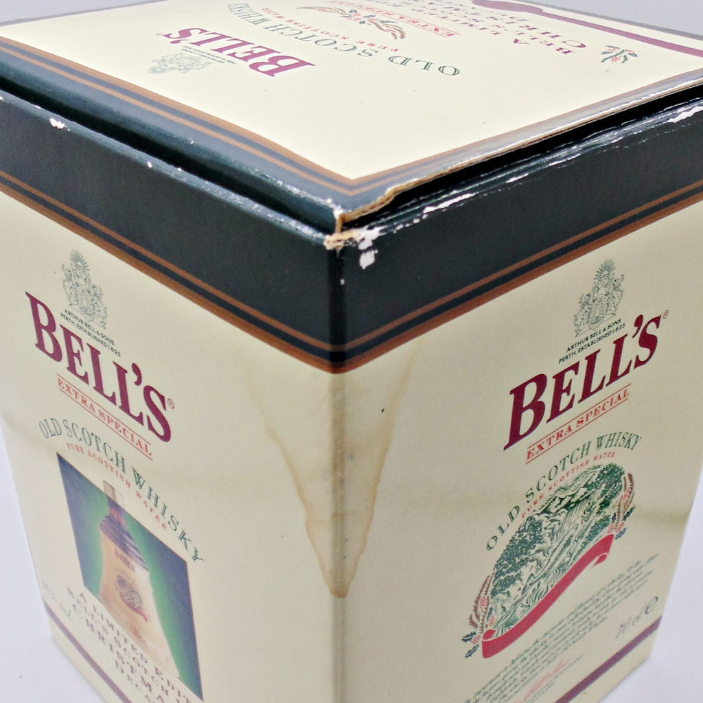 Bell's Christmas 1998 Porcelain Decanter