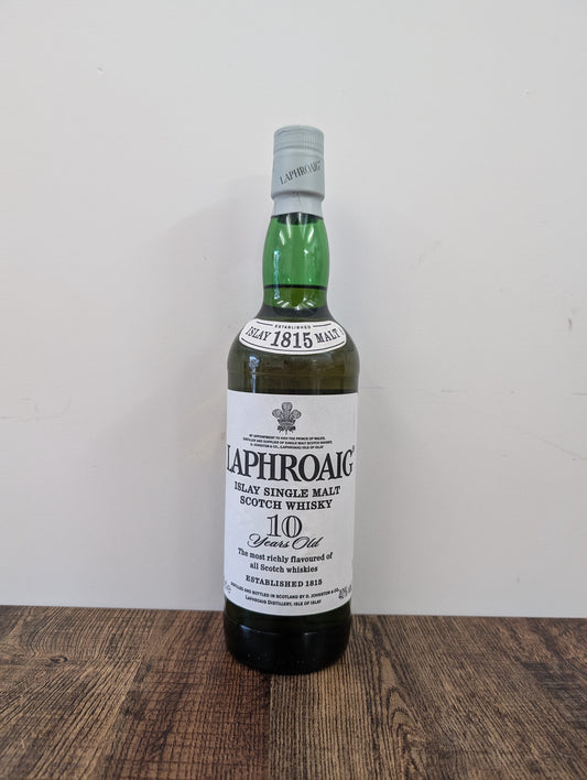 Laphroaig 10 Year Old - Old Style Bottling (2000s)